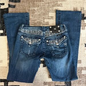 Miss Me Elegant Boot Cut Jeans with Embellished Pockets